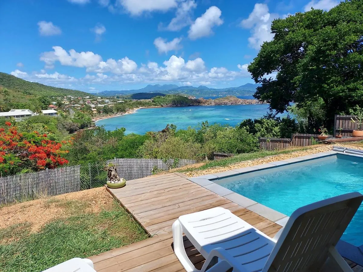la villa caribéenne de la plage des surfeurs Trinité  0*, Trinité (Tartane)